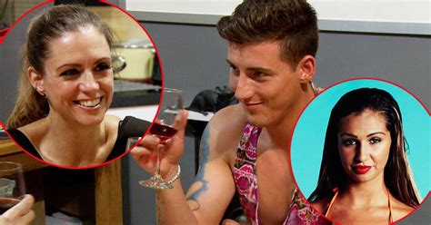 Ex On The Beach Star Savannah Kemplay Kissed Jeremy .